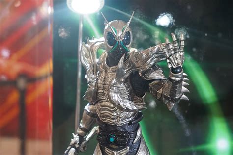Hot Toys Gamebase