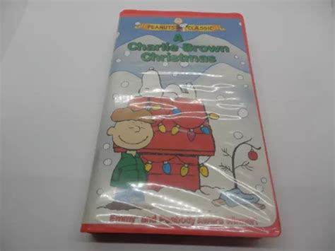 PEANUTS CLASSIC A Charlie Brown Christmas VHS 1996 Clamshell Case