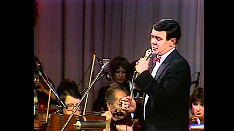 Муслим Магомаев - Воспоминание об Арно Бабаджаняне - YouTube Music