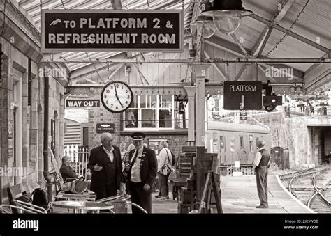 Platform and Refreshment room, British Rail,platform, Llangollen ...