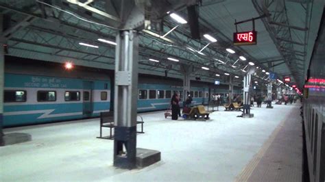 Dadar Railway Station | Rail Mantri