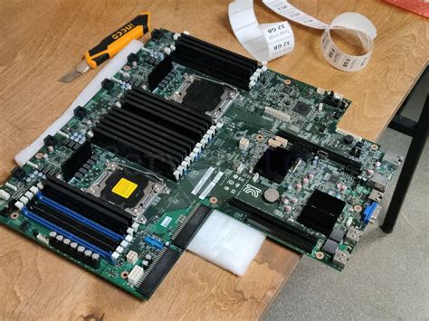 Материнская плата Intel S2600WT (Custom 16.7" x 17", 2x LGA 2011, 24 ...