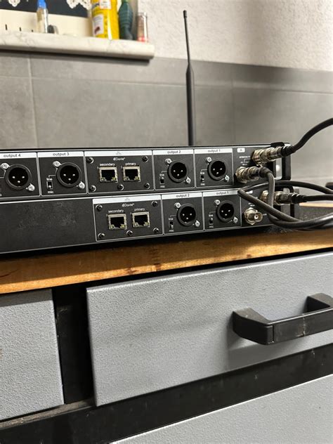 Shure ULXD4Q | 4000. EUR - Gebrauchte-Veranstaltungstechnik.de - Der ...