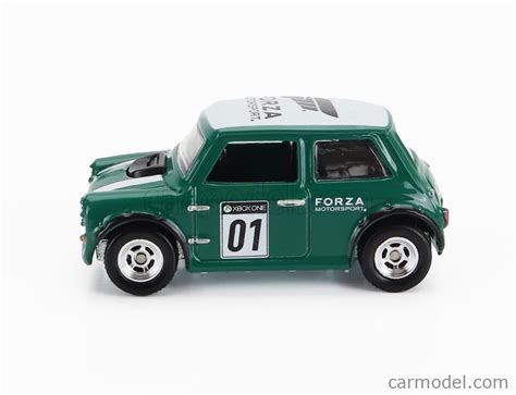 MATTEL HOT WHEELS HFF49 LA10 Escala 1 64 NISSAN SET ASSORTMENT 5 PIECES FORZA MOTORSPORT