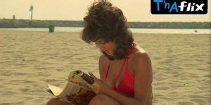 Roberta Collins Bikini Scene In The Roommates Tnaflix