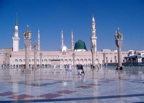 Sejarah Masjid Al Nabawi Madinah