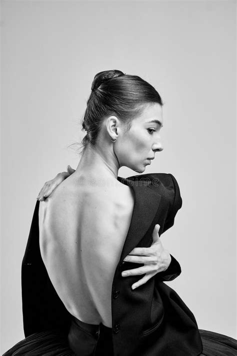 180 Girl Naked Posture Stock Photos Free Royalty Free Stock Photos From Dreamstime