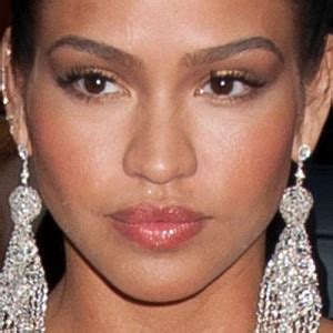 Grace Vanderwaal Makeup Beige Eyeshadow Gray Eyeshadow Nude Eyeshadow Pink Lipstick Steal