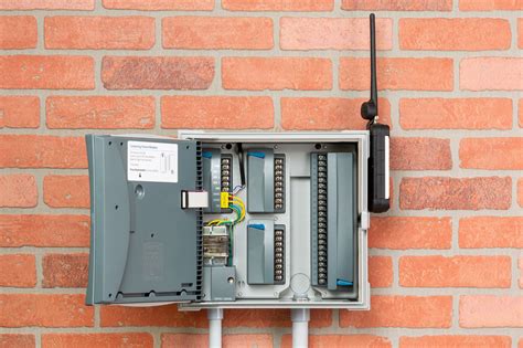 Hunter Hcc Commercial Irrigation Controller With Wi Fi Metal Cabinet