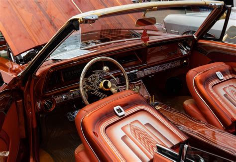 The cars are the stars – Voices of Monterey Bay