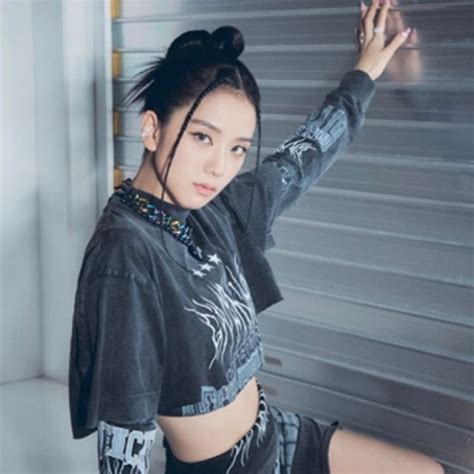 Js1 Is Coming On Twitter RT Weibomelons Hot Search Netizens Are Excited For JISOO S