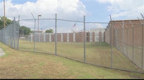 Bibb County jail inmate hospitalized after fight | 13wmaz.com