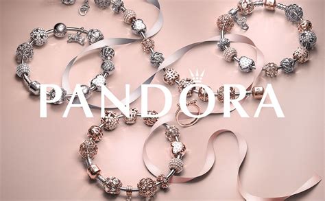Pandora: когда появился бренд | Милые браслеты, Ювелирные магазины, Пандора
