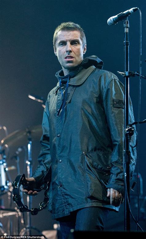 Liam Gallagher Hits Out At Brit Awards Bosses In Rant Daily Mail Online