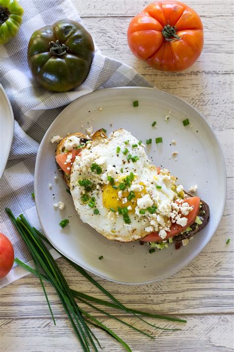 Tomato Feta Avocado Toast | Dinner recipies, Avocado toast egg ...