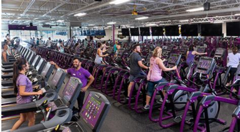 Planet Fitness Adds 165 Gyms Lifts Revenue To Us11 Billion