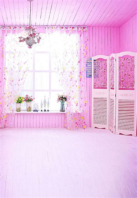 Children pink studio background – Artofit