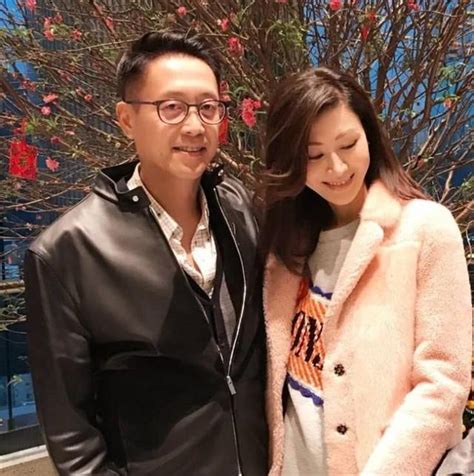 李嘉欣罕見公開夫妻合照 結婚十年她美貌不變但許晉亨卻老態畢現 每日頭條