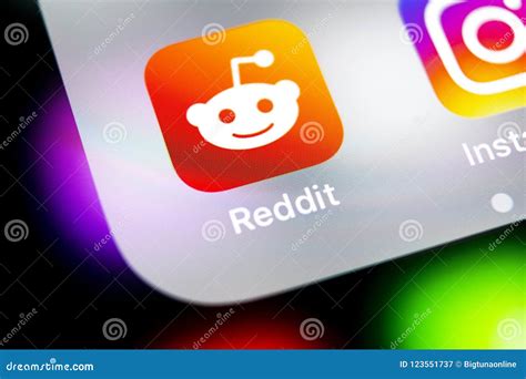 Reddit Application Icon On Apple Iphone X Smartphone Screen Close Up