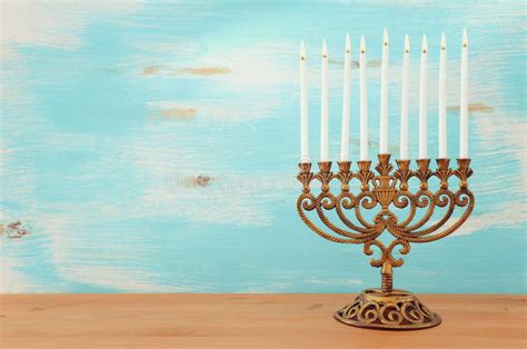 Imagem Religiosa Do Feriado Judeu De Hanukkah Velas E Candelabros