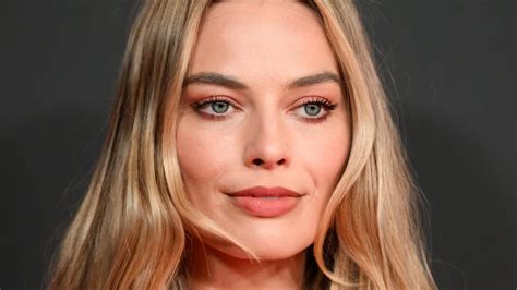 Margot Robbie Is Worth Every Cent From 77m Barbie Salary Nt News