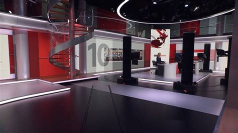 Bbc Bbc News At Ten [uk] 22bst Headlines And Intro 24 8 23