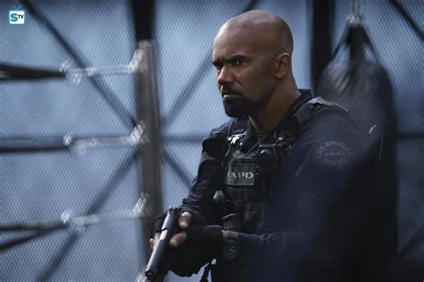 1x17 - Armory - Hondo - SWAT (CBS) Photo (41205719) - Fanpop