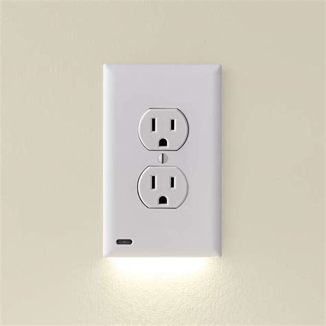 6 Pack Snappower Guidelight Outlet Wall Plate With Led Night Lights No Batteries Or Wires