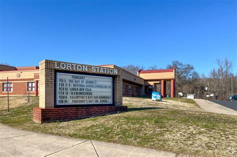 Lorton Station Elementary School, Rankings & Reviews - Homes.com