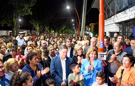 La intendente Fuentes habilitó la nueva iluminación Led de 69 cuadras