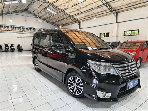 Nissan Serena Hws Highway Star Bensin At Hitam Mobil Bekas