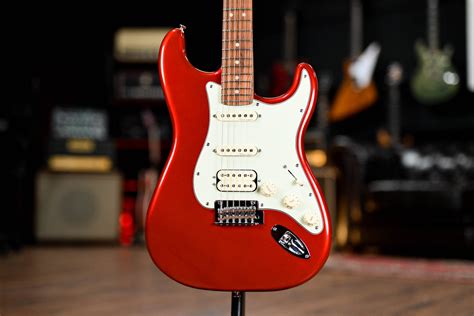 Fender Hss Deluxe Stratocaster In Candy Apple Red Guitar Gear Giveaway