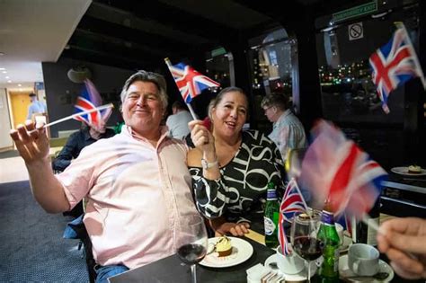 Londen Boottocht Over De Theems Met Diner Getyourguide