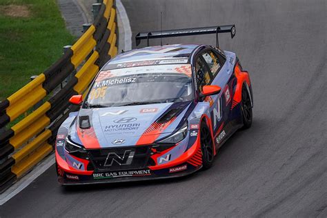 Michelisz Pole T Szerzett S Vezeti A Bajnoks Got A Tcr World Tourban