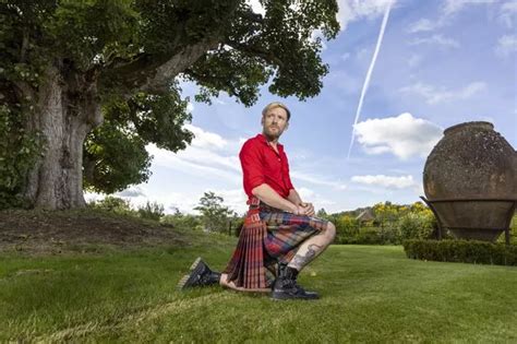 Queen S Funeral The Heart Warming Story Behind A Small Kiltmaker Who