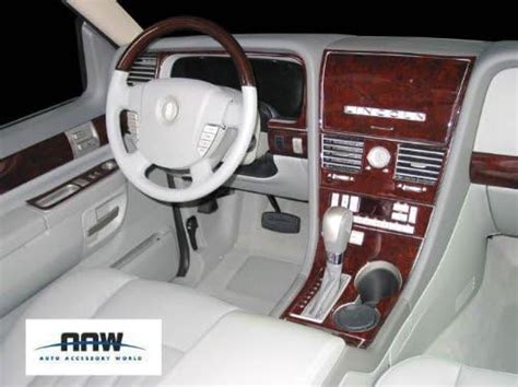 2005 Lincoln Navigator Interior