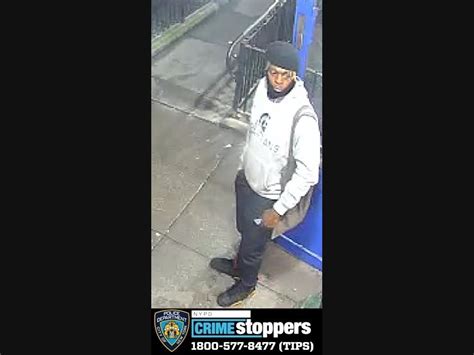 Photos Uws Gunmen Who Shot Man In Buttocks Sought By Cops Nypd Says