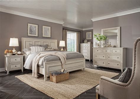 Weathered White 4 Piece Queen Bedroom Set - Raelynn | RC Willey ... 