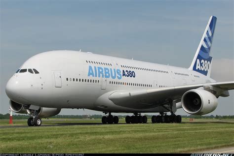 Stone Works Airbus A380 World S Largest Passenger Plane