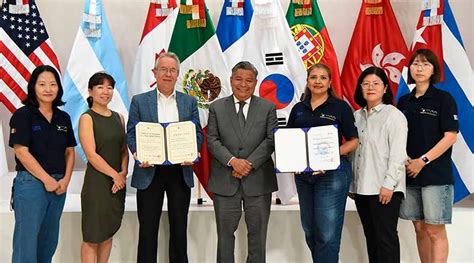 Noticiero Panorama Queretano Segundo Aniversario El Instituto Rey