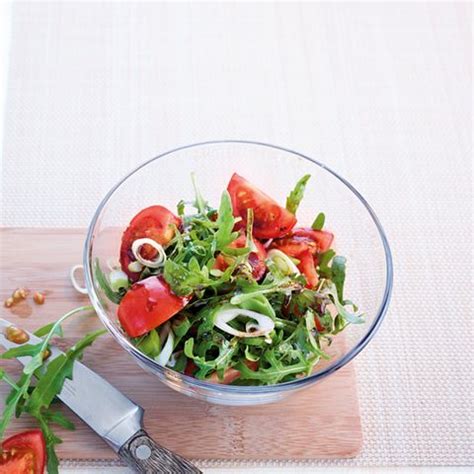 Tomatensalat Mit Rauke Vinaigrette Rezept Essen Und Trinken