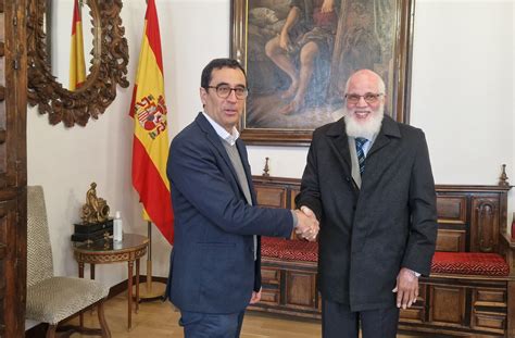 La Diputación de Palencia recibe al nuevo delegado saharaui en Castilla