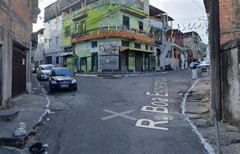 Homem é executado diversos tiros em rua de Salvador BAHIA NO AR