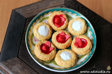 Кулинарная миниатюра, Плюшки и ватрушки