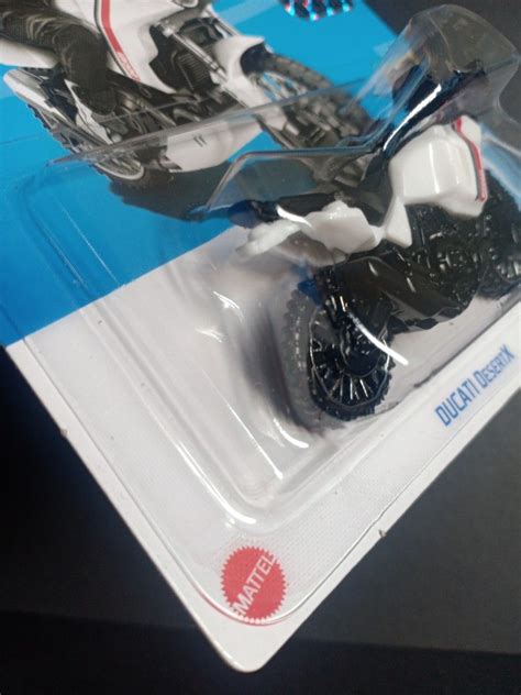 Ducati DesertX Hot Wheels Moto Mini Collection 2023 1 5 Star WHITE Silk HKG32 067 250 New For