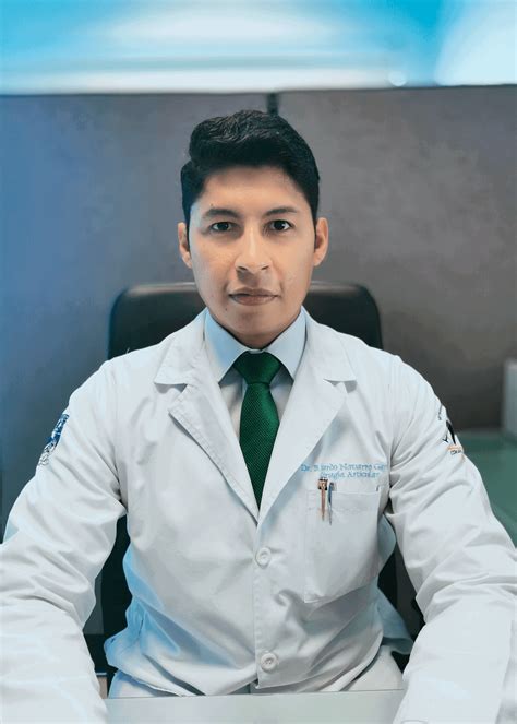 Dr Ricardo Navarro Traumat Logo Y Ortopedista