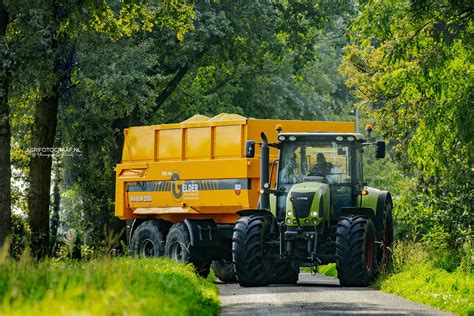 Foto Claas Arion Van Loonbedrijf Gebr Van Gelder Oeffelt