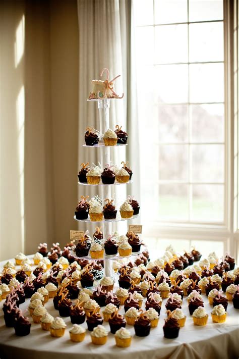 Wedding Cupcake Display Cupcake Tower Wedding Wedding Cakes With