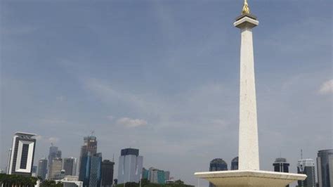 Monas Buka Sampai Malam Selama Libur Natal Dan Tahun Baru Ada Atraksi