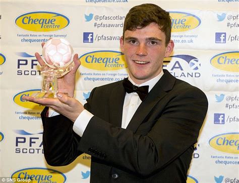 Everton Target Andrew Robertson Eyes Scottish Cup Success With Dundee